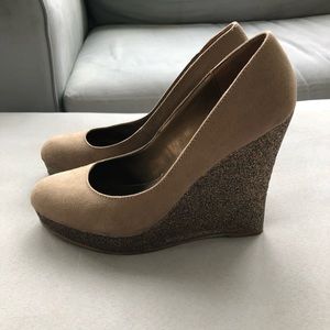 Taupe sparkle wedges